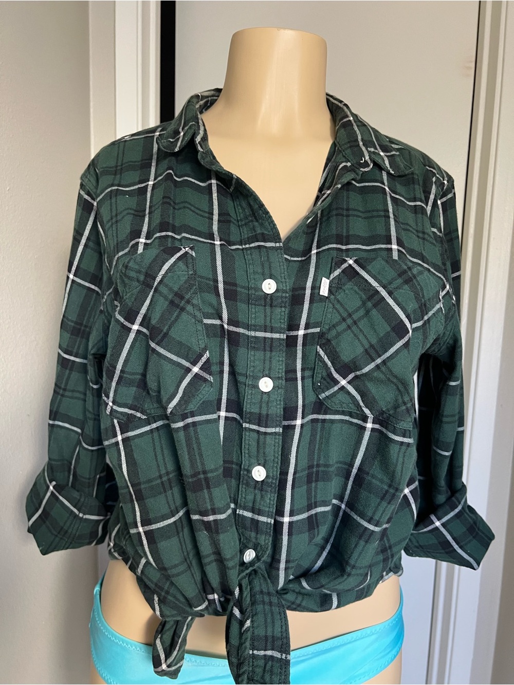 Levi's Green Black White Plaid Tie-Front Button-Down Shirt